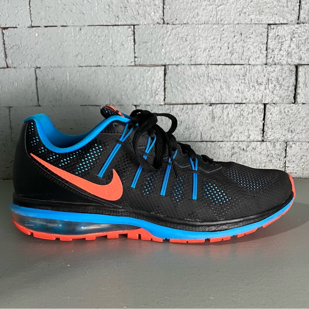 Nike Max Dynasty Black Athletic Shoe size 10